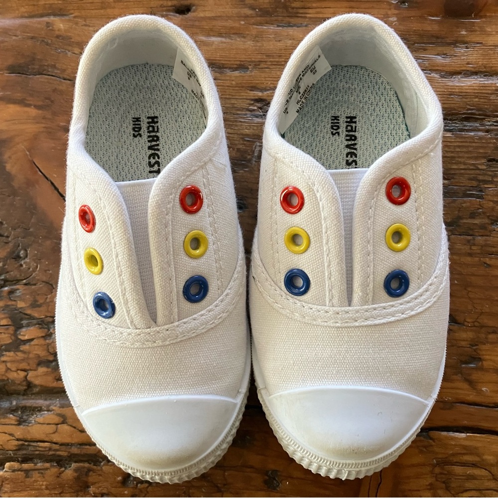White Canvas Shoes for toddler size 6